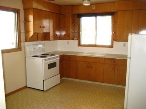 11937 93st, Edmonton, AB, T5G 1K1 - 9