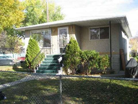 11937 93st, Edmonton, AB, T5G 1K1