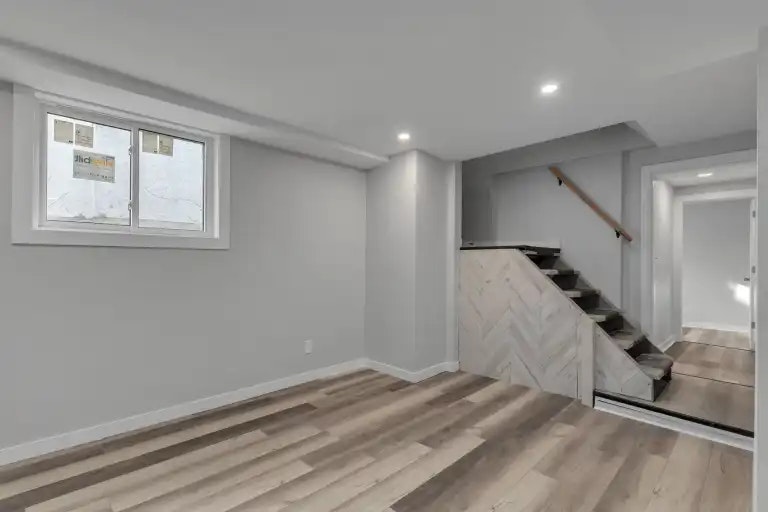 263 College Street, Kingston, ON, K7L 4M1 - 13