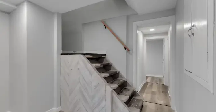 263 College Street, Kingston, ON, K7L 4M1 - 3