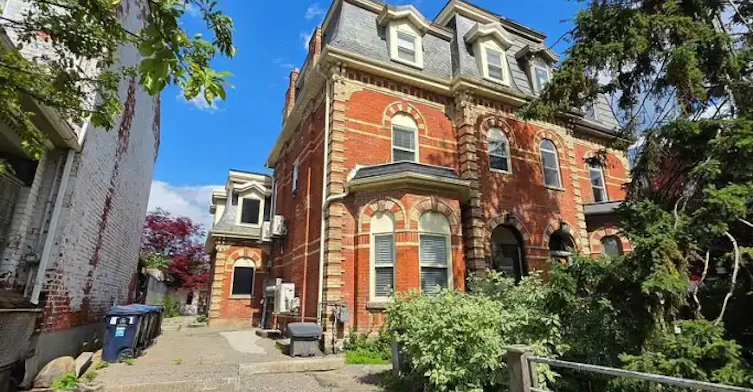 11 Beaconsfield Avenue, Toronto, ON, M6J 3J1 - 16