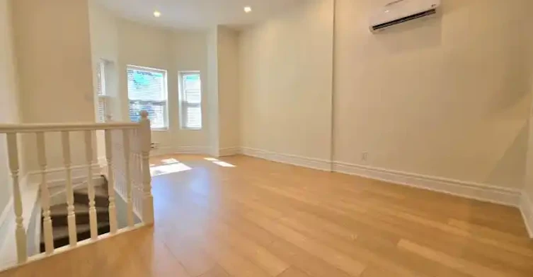 11 Beaconsfield Avenue, Toronto, ON, M6J 3J1 - 18