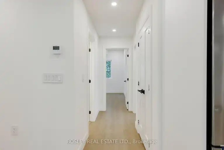 225 Gainsborough Road, Toronto, ON, M4L 3C7 - 15