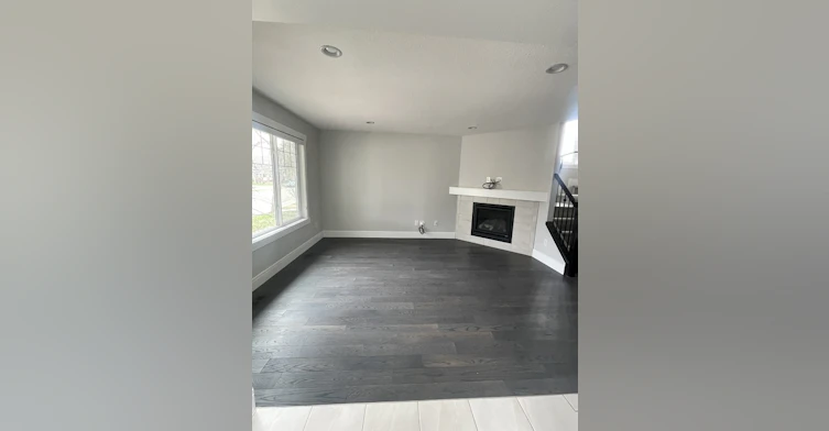 977 Valour Way Northwest, Edmonton, AB, T5E 6P1 - 2