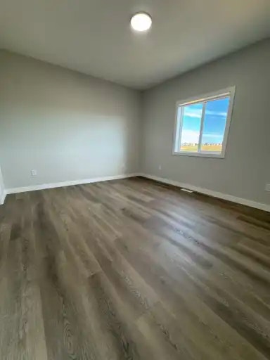 10210 128 Avenue, Grande Prairie, AB, T8V 6T1 - 11