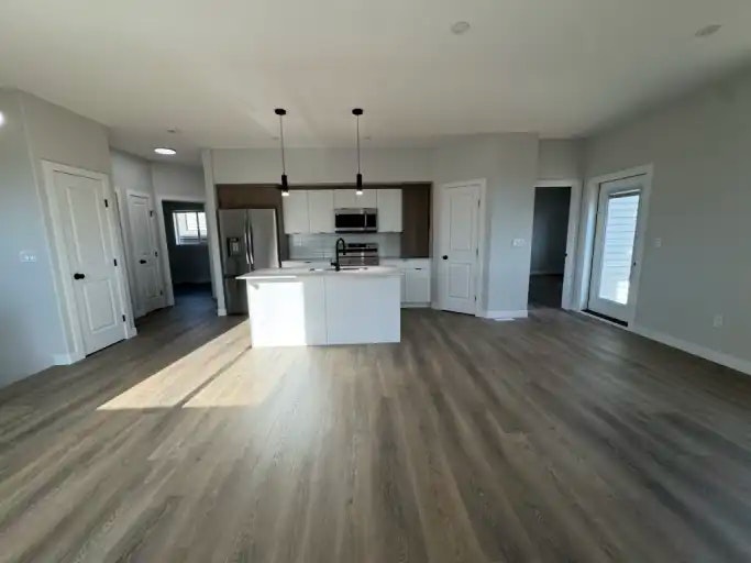 10210 128 Avenue, Grande Prairie, AB, T8V 6T1 - 6