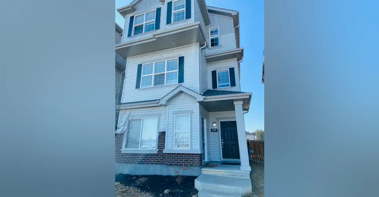 4094 Chappelle Green Southwest, Edmonton, AB, T6W 4M6 - 2
