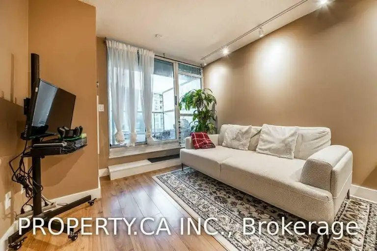 219 Fort York Boulevard, Toronto, ON, M5V 1B1 - 14