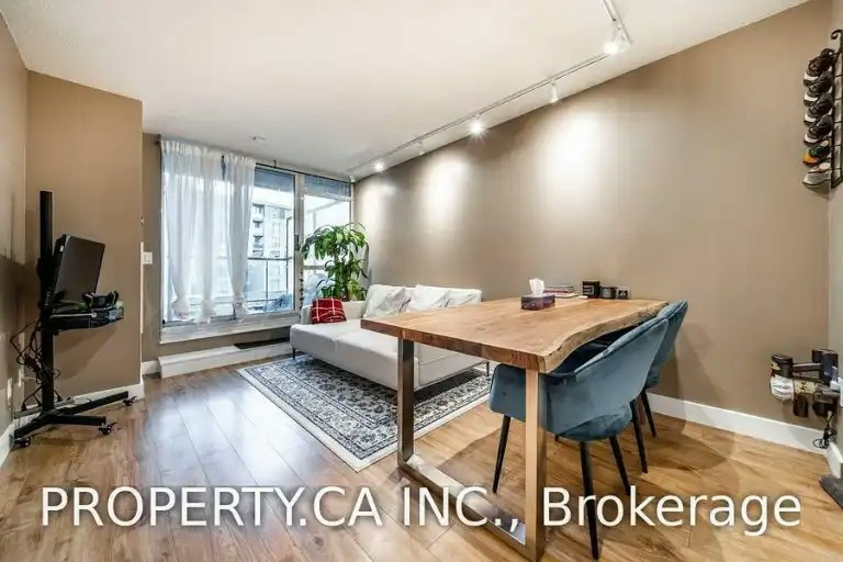 219 Fort York Boulevard, Toronto, ON, M5V 1B1 - 12