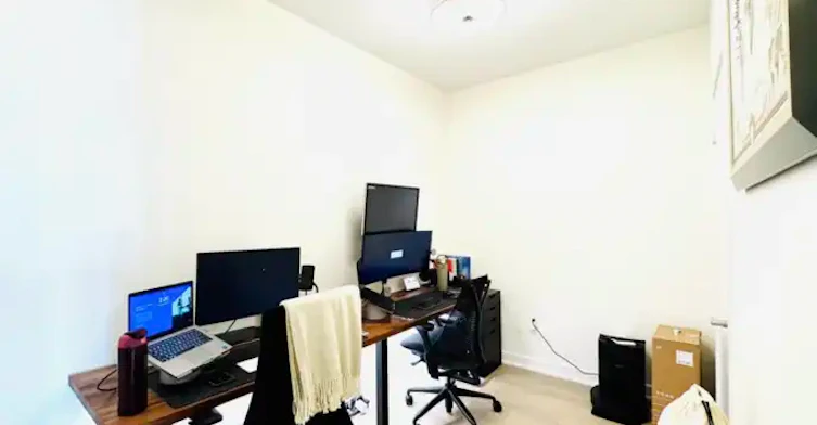38 Dan Leckie Way, Toronto, ON, M5V 2V6 - 16