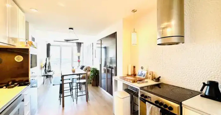 38 Dan Leckie Way, Toronto, ON, M5V 2V6 - 13
