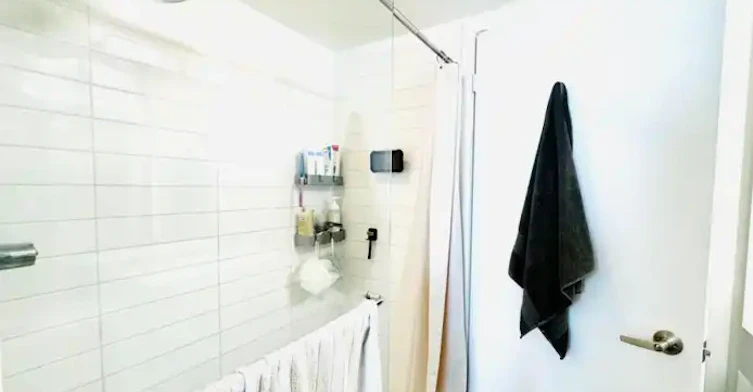 38 Dan Leckie Way, Toronto, ON, M5V 2V6 - 18