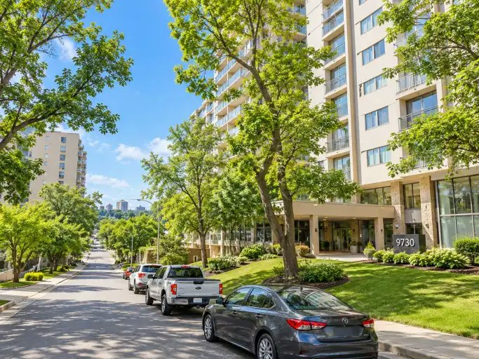 9730 106 Street, Edmonton, AB, T5K 1B7 - 11