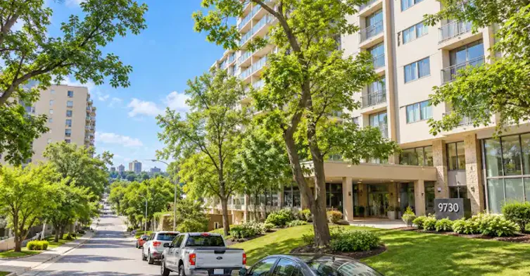9730 106 Street, Edmonton, AB, T5K 1B7 - 11