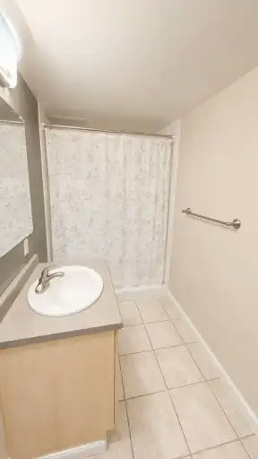 9730 106 Street, Edmonton, AB, T5K 1B7 - 8