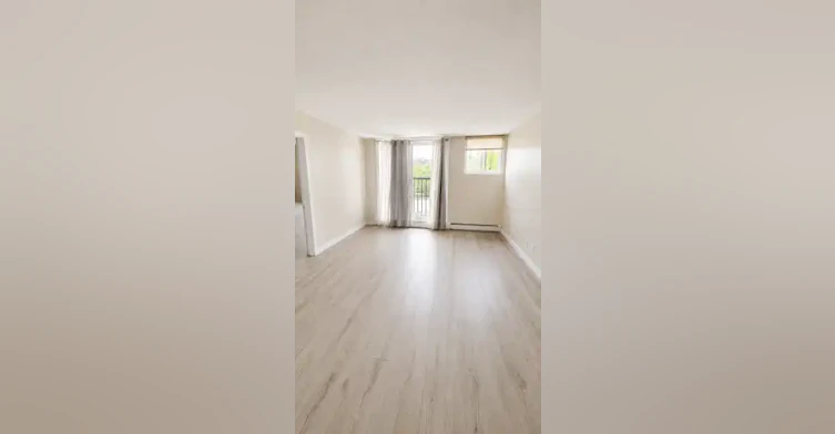 9730 106 Street, Edmonton, AB, T5K 1B7 - 6