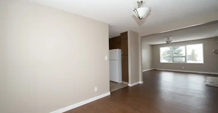 153 Woodvale Hillview, Mill Woods Road West NW, Edmonton, AB, T6L 1E7 - 18