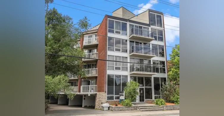 1160 Merivale Road, Ottawa, ON, K1Z 6B5