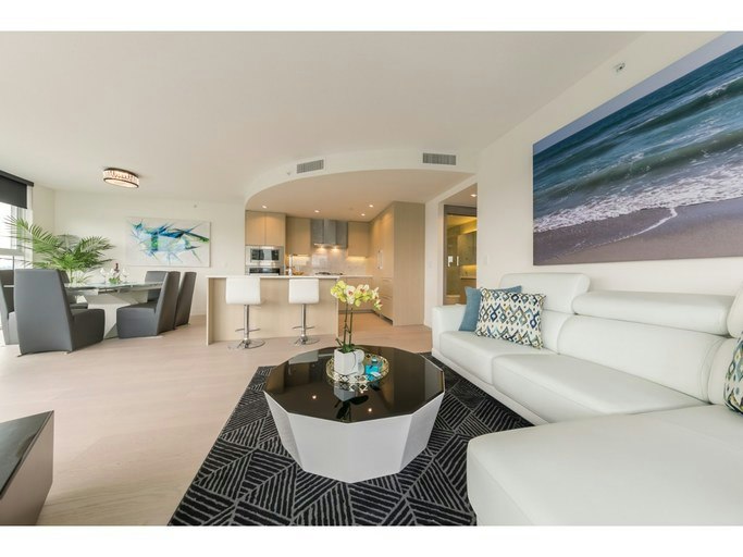 89 Nelson Street, Vancouver, BC, V3J 1S7