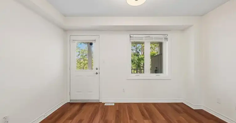 21 Littleyork Road, Toronto, ON, M4E 3W6