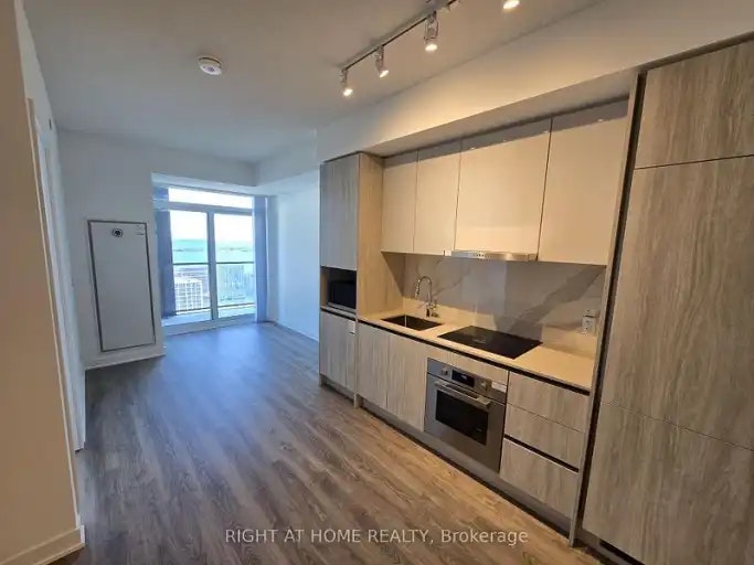 180 Front Street East, Toronto, ON, M5A 0A9 - 2