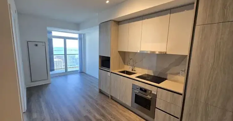 180 Front Street East, Toronto, ON, M5A 0A9 - 2