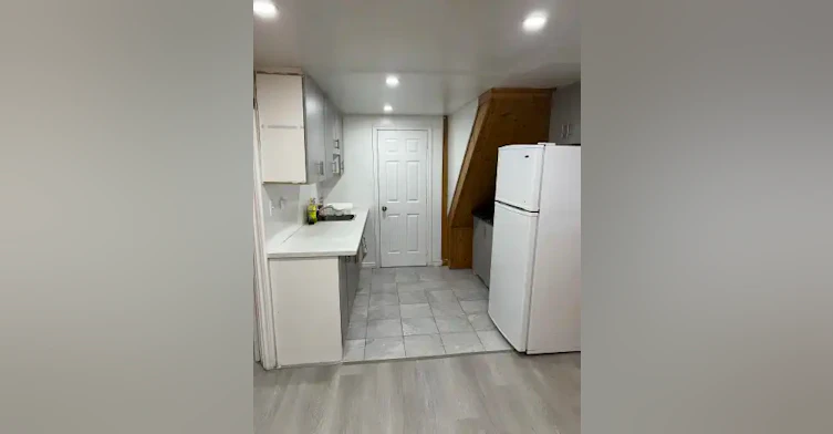 23 Blossom Avenue, Brampton, ON, L6X 2W2 - 19