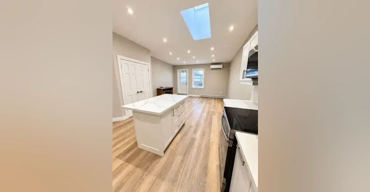 2157 Danforth Avenue, Toronto, ON, M4C 1K2 - 8