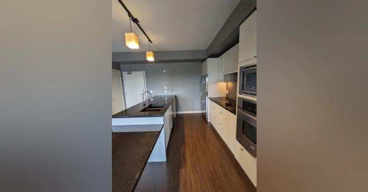 2660 22 Street, Red Deer, AB, T4R 0K1 - 2