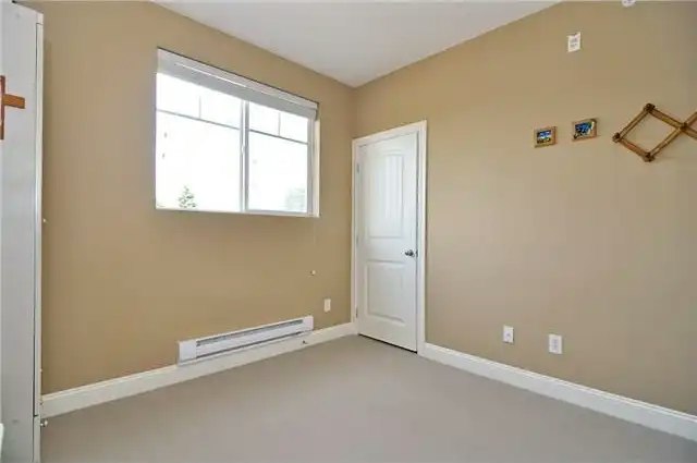 22150 Dewdney Trunk Road, Maple Ridge, BC, V2X 3H6 - 11