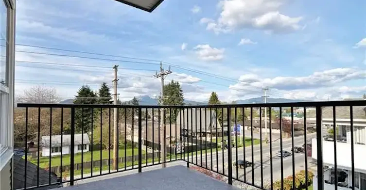 22150 Dewdney Trunk Road, Maple Ridge, BC, V2X 3H6 - 2
