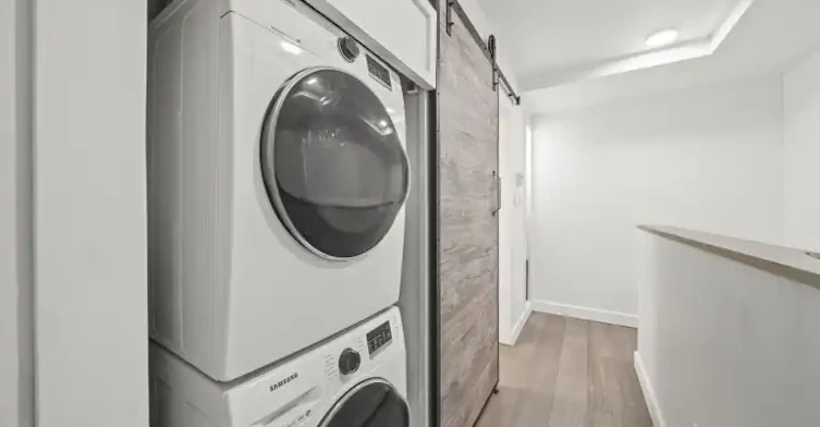1111 Haro Street, Vancouver, BC, V6E 1E3 - 13