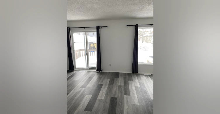 905 9 Street, Cold Lake, AB, T9M 1H8 - 4