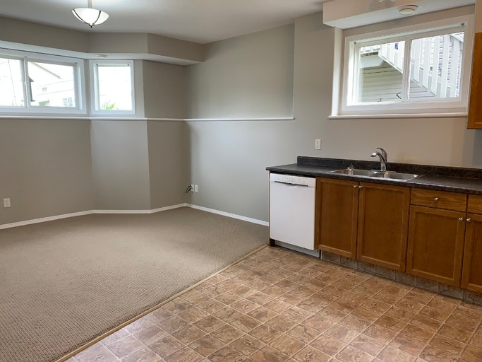 6630 89 Street, Grande Prairie, AB, T8W 2X9 - 3