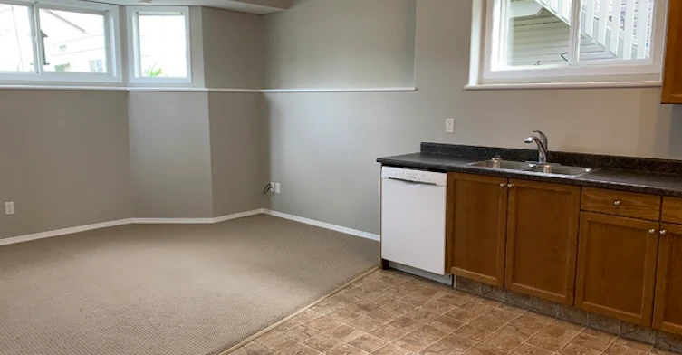 6630 89 Street, Grande Prairie, AB, T8W 2X9 - 3