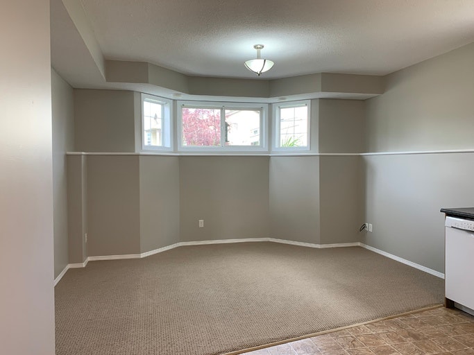 6630 89 Street, Grande Prairie, AB, T8W 2X9 - 2