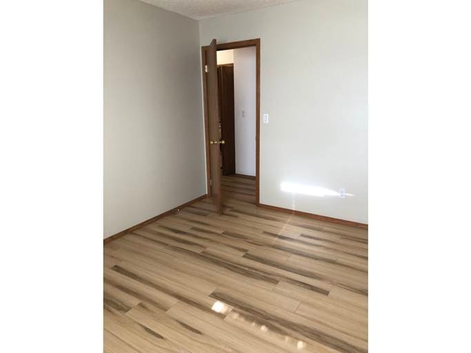 4805 48 Street, Leduc, AB, T9E 6P4 - 8