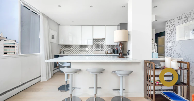 1850 Comox Street, Vancouver, BC, V6G 2P4