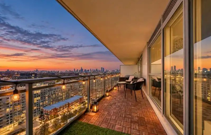 100 Western Battery Road, Toronto, ON, M6K 3S2 - 11