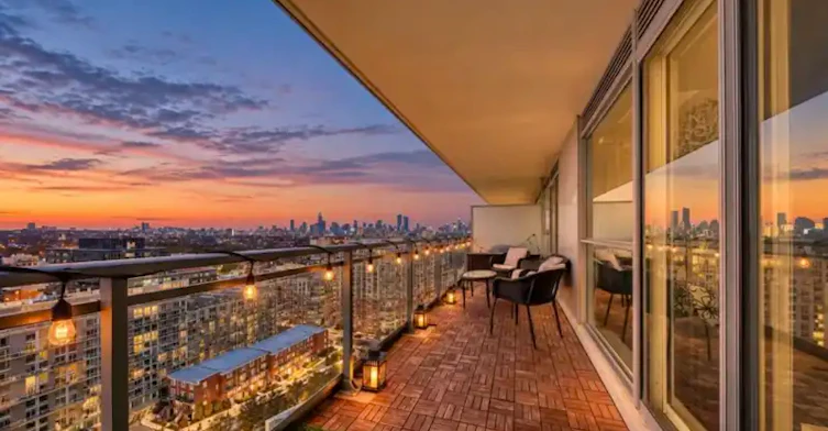 100 Western Battery Road, Toronto, ON, M6K 3S2 - 11