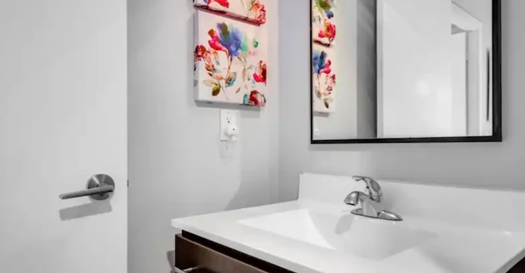 100 Western Battery Road, Toronto, ON, M6K 3S2 - 10