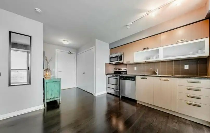 100 Western Battery Road, Toronto, ON, M6K 3S2