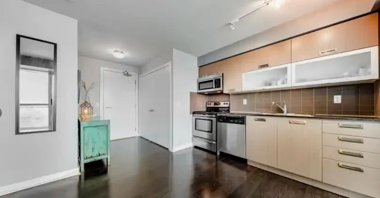 100 Western Battery Road, Toronto, ON, M6K 3S2