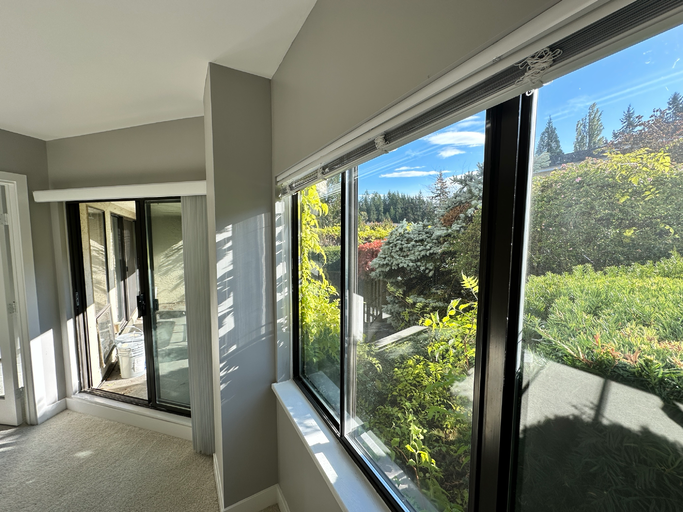 4323 Gallant Avenue, North Vancouver, BC, V7G 1L2 - 11