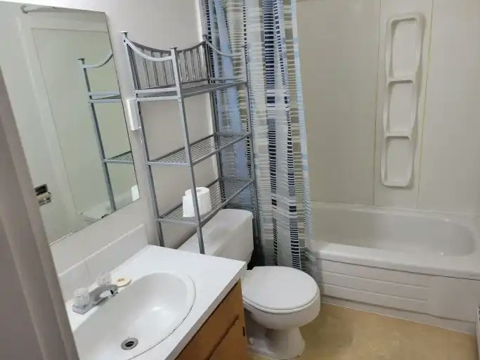 11837 106th Street, Edmonton, AB, T5G 2R2 - 15