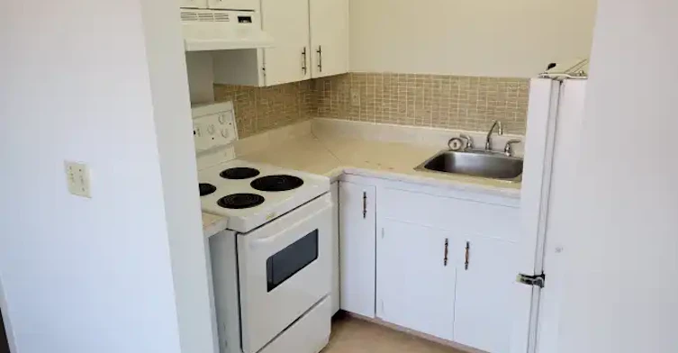11837 106th Street, Edmonton, AB, T5G 2R2 - 4