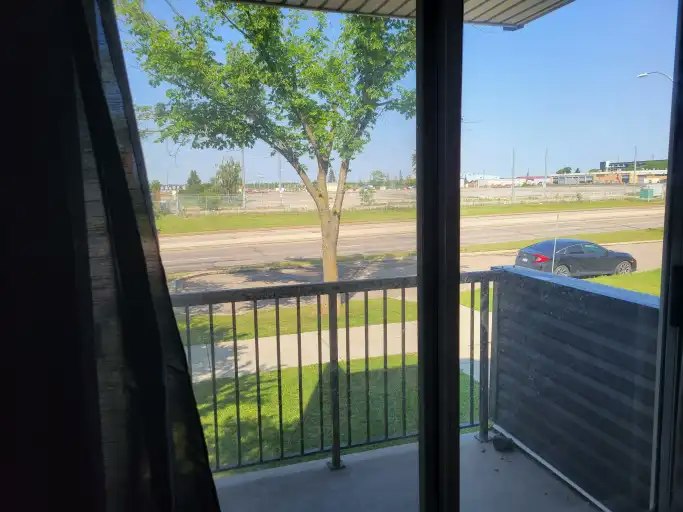 11837 106th Street, Edmonton, AB, T5G 2R2 - 7
