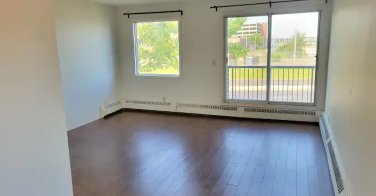 11837 106th Street, Edmonton, AB, T5G 2R2 - 13