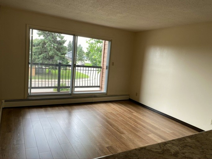 5104 54 Avenue, Cold Lake, AB, T9M 1W8 - 2
