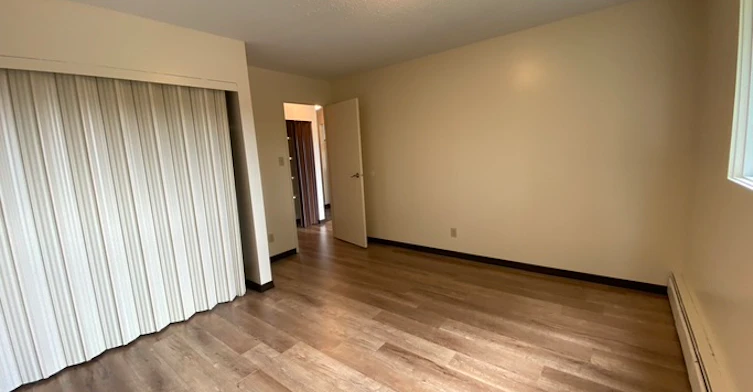 5104 54 Avenue, Cold Lake, AB, T9M 1W8 - 7